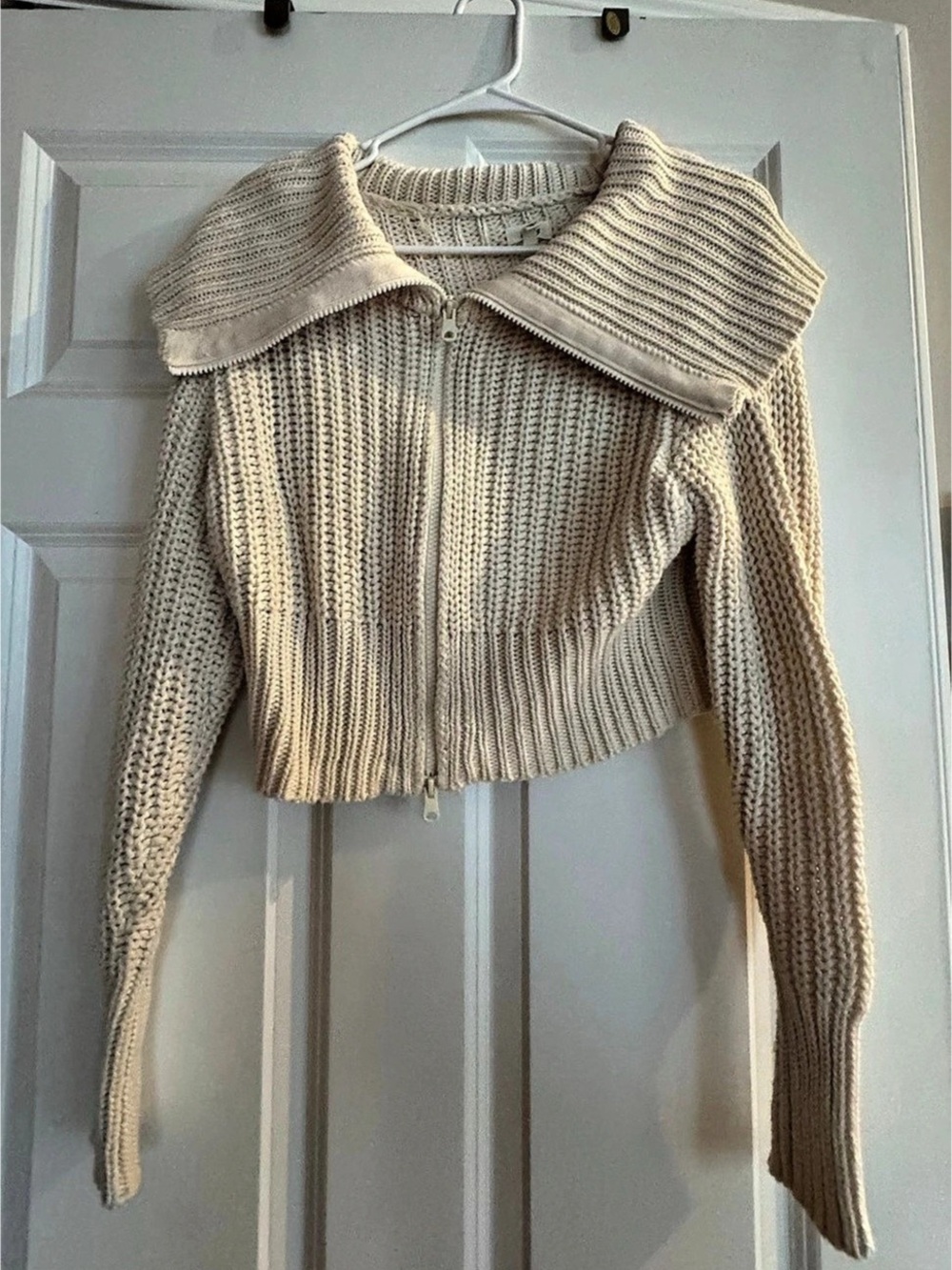 Aerie Cream Cropped Sweater